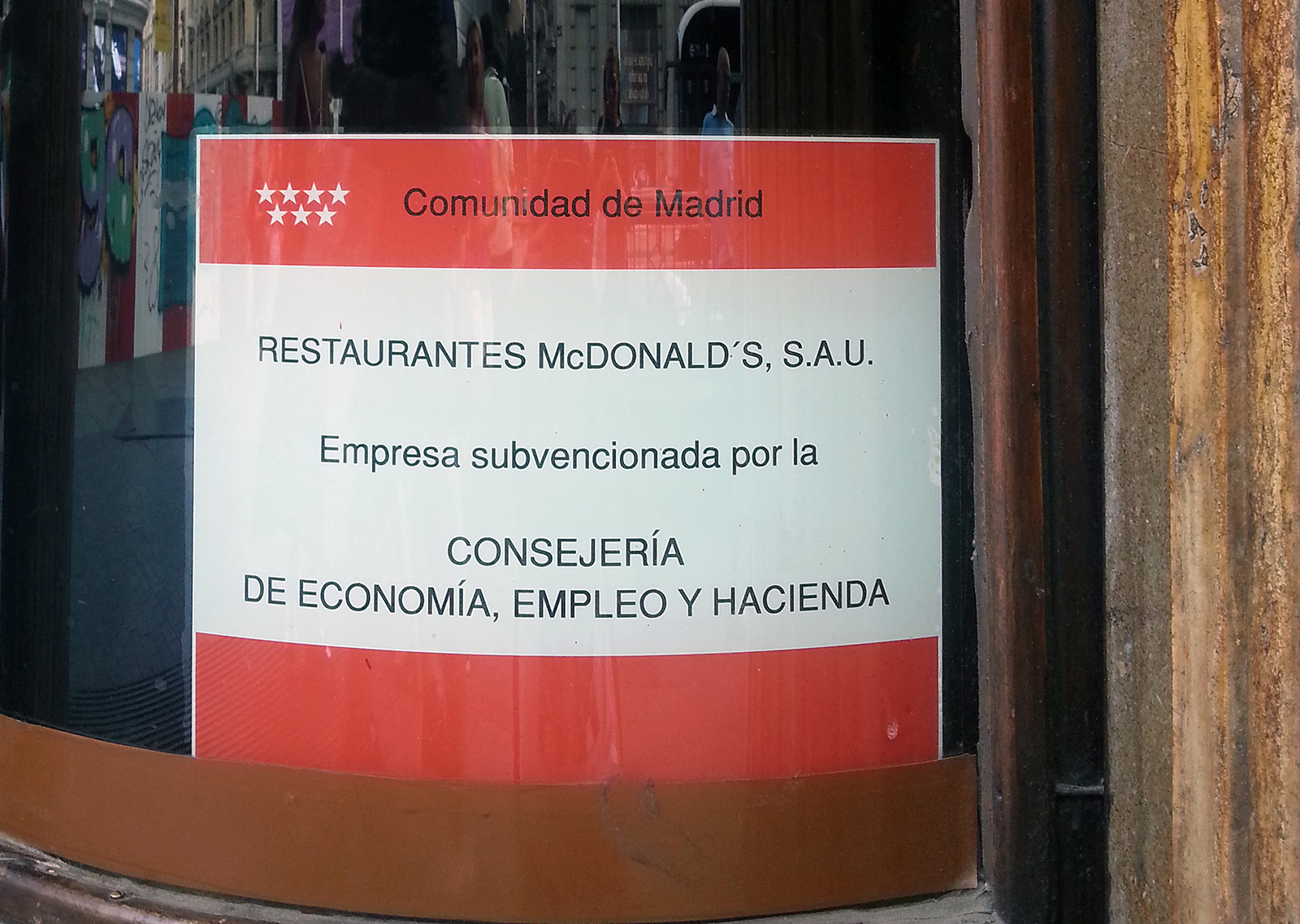 06. Comunidad de Madrid subvenciona a McDonald's [Gran Vía, Madrid. 31 ago 2018]