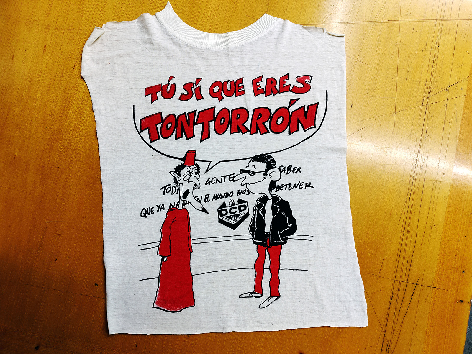 09. Tú sí que eres tontorrón Def Con Dos [Escuela de Arte de Valladolid. 1995]